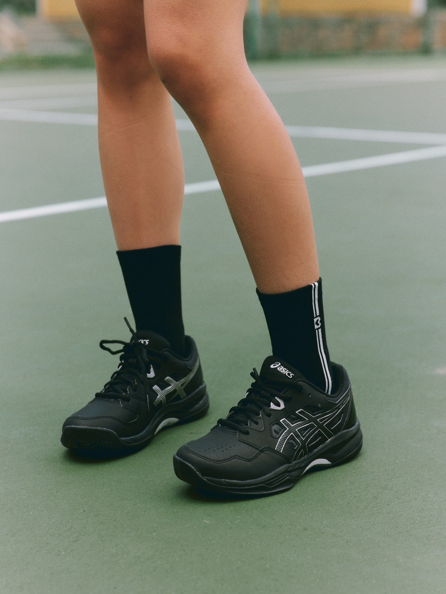 Sports mid-calf socks