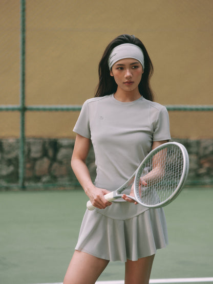 Tight-fit athletic tee